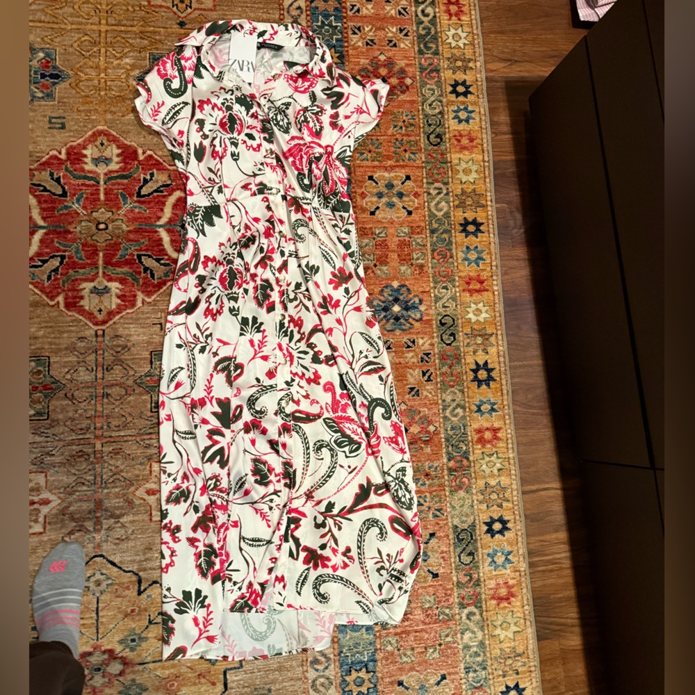 Zara Red and Green Paisley Maxi Skirt